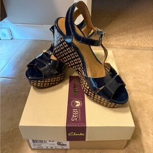 Clarks Women's Navy Patent Wedge Sandals